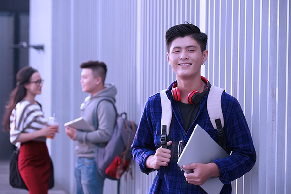 Finance Tips for University Students Going Abroad
