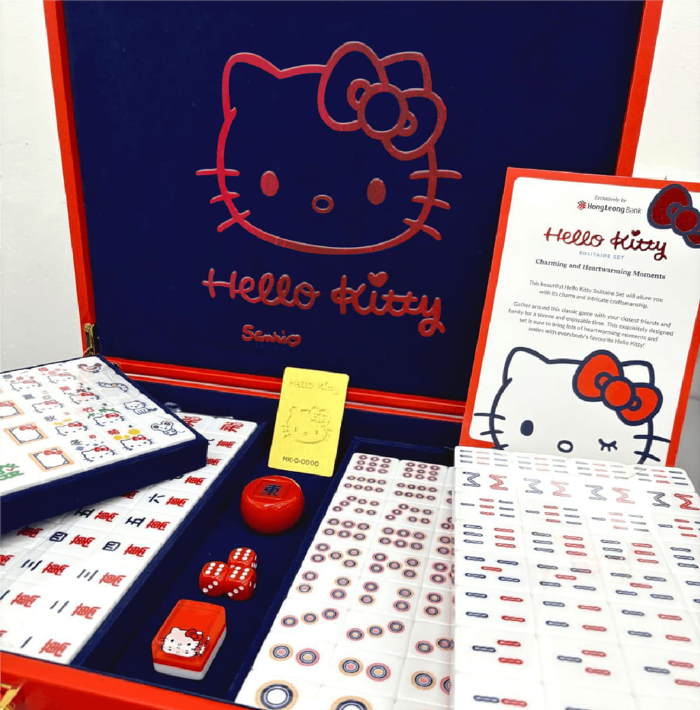 Hello Kitty Solitaire Set