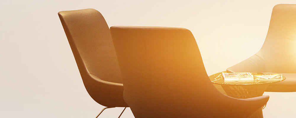 PREMIUM LOUNGE - Enjoy the comfort of our banking services with beverages provided